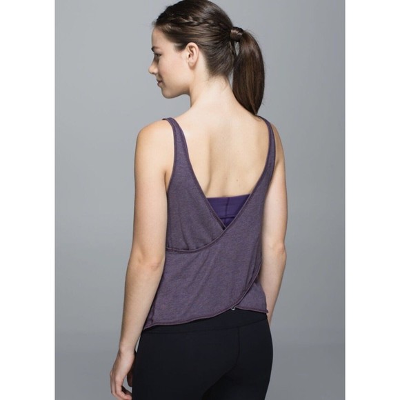 Lululemon Twist and Turn Tank Top Open Back Shelf Bra w/Pads Purple  sz XS - Picture 4 of 9